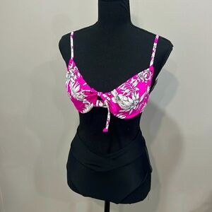 Women’s pink floral bikini top